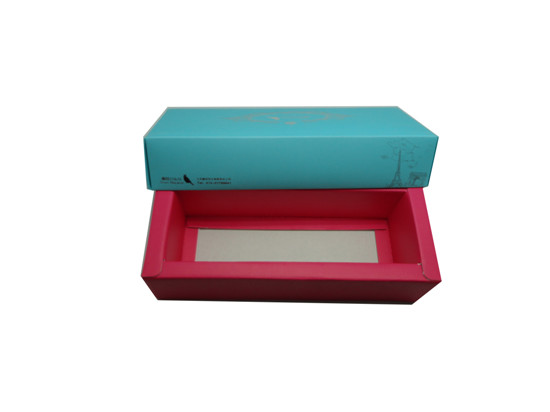 蛋糕包裝盒方便使用，美觀大氣